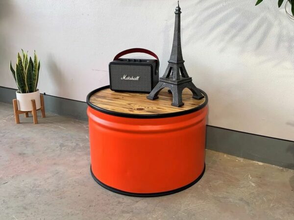 Beistelltisch 'Noa' - Orange Ölfass Möbel mit Eiffelturm von Tonnen Tumult