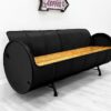 XXL Upcycling Sofa "Jane" in Matt Schwarz – Nachhaltiges Retro Oelfass Sofa mit Holz-Sitzflaeche